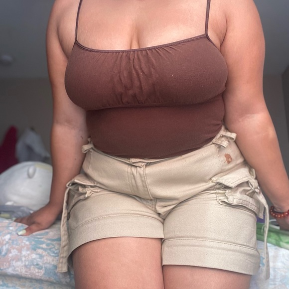 Ruffle Tank top - Picture 2 of 6